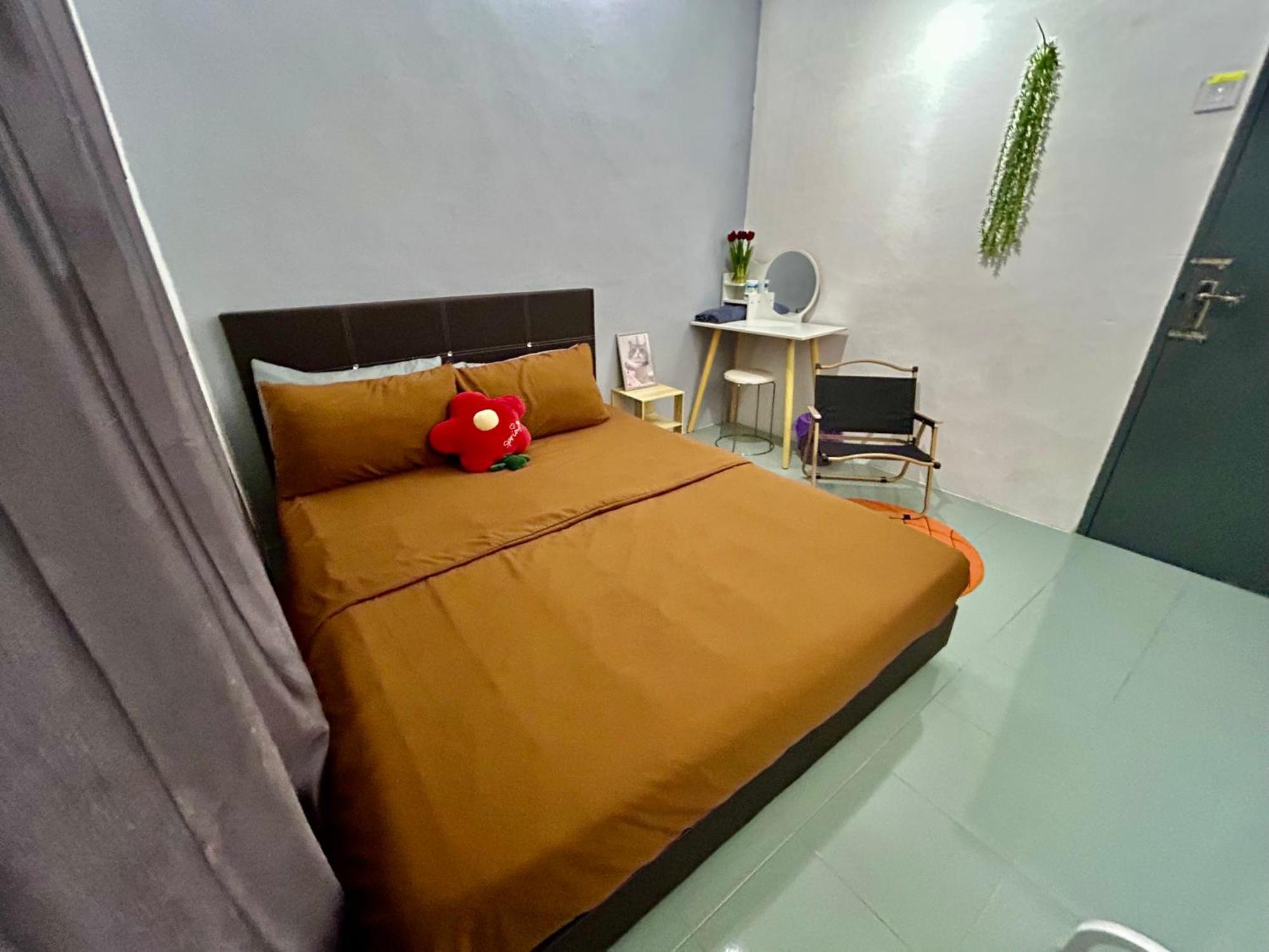 Heritage Cozy Entire 3 Bedroom House At Kijang Alma 메르타잠 외부 사진